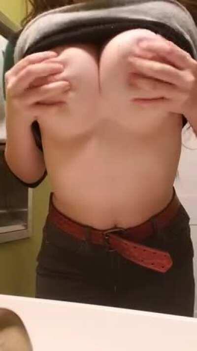 My public titty bounce for you (18f)