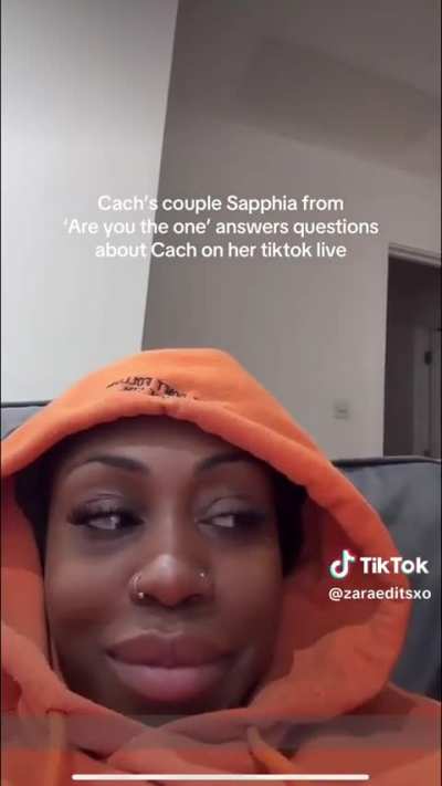 Cach ex throws shade on him on tiktok live