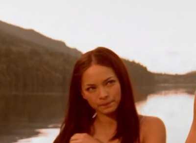 Kristin Kreuk
