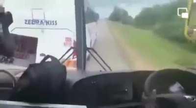 Bus conductor in Zimbabwe films his own death