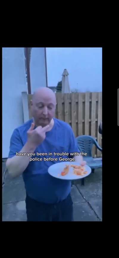 Predator with not a care in tbe world arrested while eating his pie.