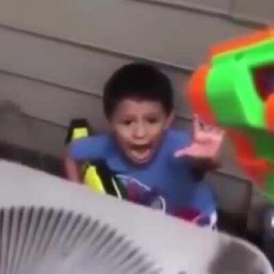 El cristian al conocer al cabro chico que dijo 20 veces insinuasiones sexuales a la pecky