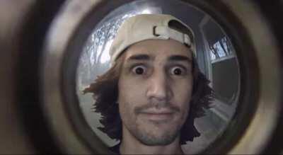 GUYS WHO THE FUCK IS RINGING MY DOORBELL? monkaW