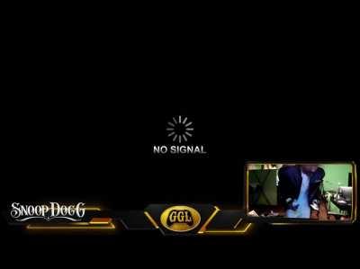 This old headed bean, snoop dogg left his stream on for 10 hours shorty