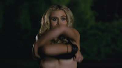 Alexandra Turshen in Red Oaks (TV Series 2014– ) [S01E01]