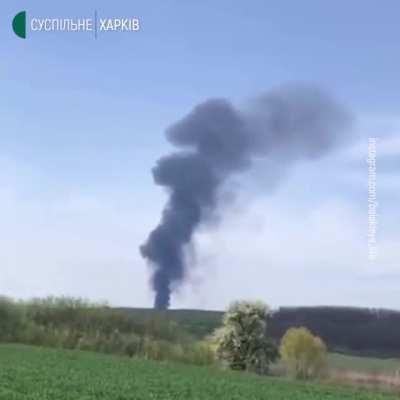 Footage of crash of spinning Russian jet (reportedly su-34) parachutes also seen