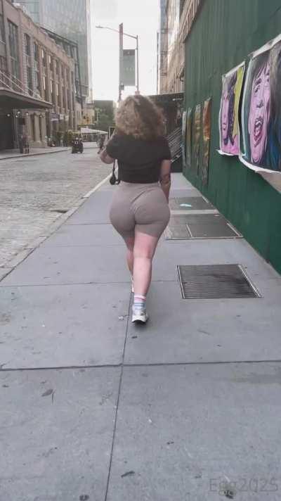 candid pawg