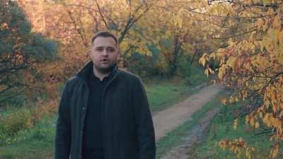 Я – прохожий на сотне фото