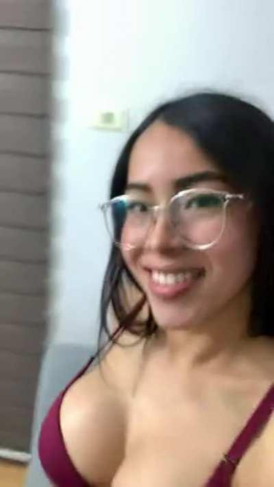 I’m only 19, but I would fuck every older guy on here