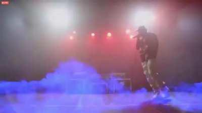 look at carti man... he just havin fun!