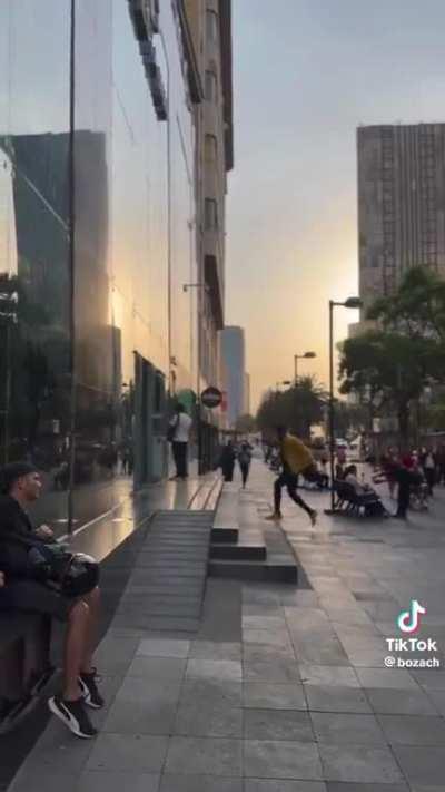 Es por que soy n... ??