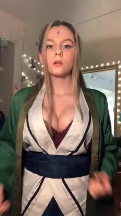 More Tsunade @yellz0