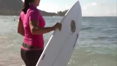 A glimpse of Tulsi Gabbard's perfect ass is all it takes and I'm throbbing