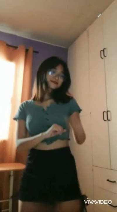 manyakin no na mga pre dm niyo ko send ko pa vids nito