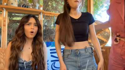 Valkyrae on Tinakitten abs