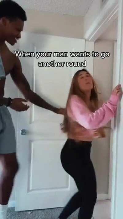 GIANT Boyfriend CAN'T Get Enough Of His Beautiful Girlfriend 👸🏼🤴🏿