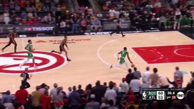 [Highlight] Jayson Tatum swats Trae Young's shot, leading to a fastbreak slam by Jaylen Brown