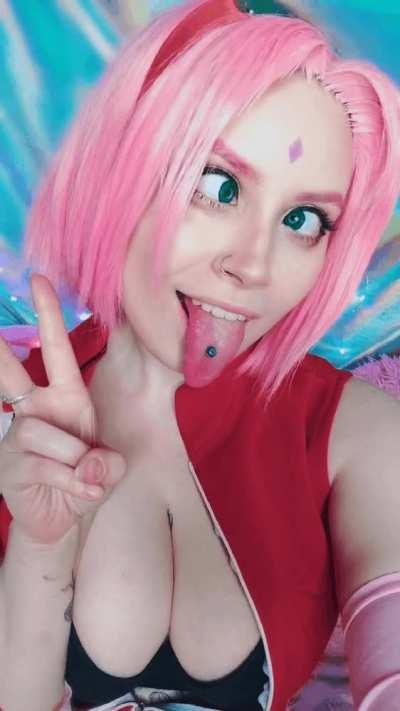 Are you into cosplay girls? 🍒 link below 😉