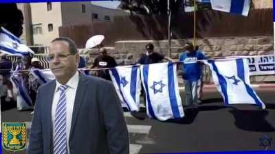 אם הפוליטיקה בארץ היא משחק, אז שיהיה גם מסך טעינה