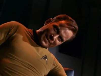 MRW I'm stoned and my friend wants me to head to the dancefloor