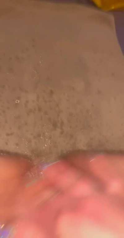 My pretty pink pussy squirting everywhere😏💦💦💦