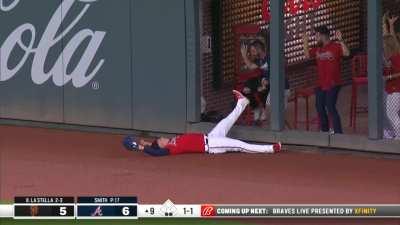 [Highlight] Joc Pederson makes the catch to end the game.