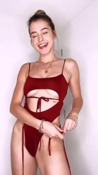 Don't know why she deleted this.... 🤩