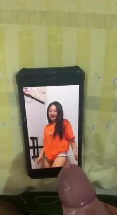 Random tiktok girl jerktribute.