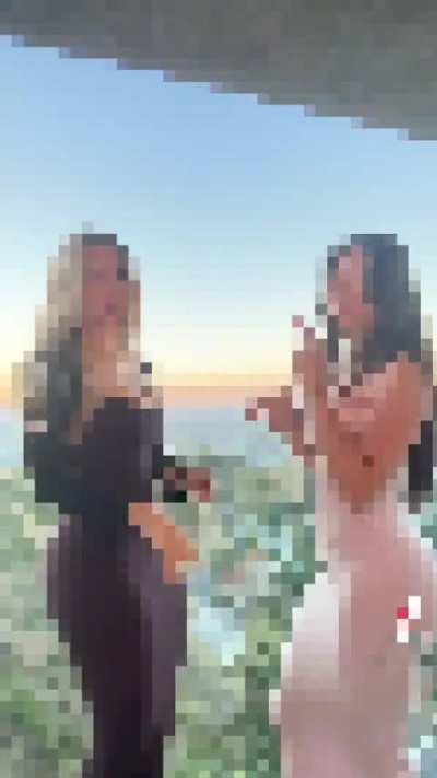 Betas and losers don’t deserve to see her or her friend , just tug and leak for them losers <3