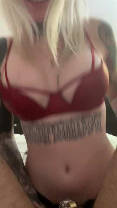 I’m fucking my boyfriend harder everyday 😍 He needs a bigger toy 😈