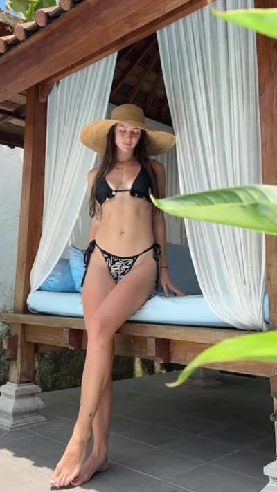 Vacation mode switched on ✈️👙💦
