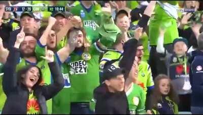 Jack Wighton's try against the Roosters with French commentary