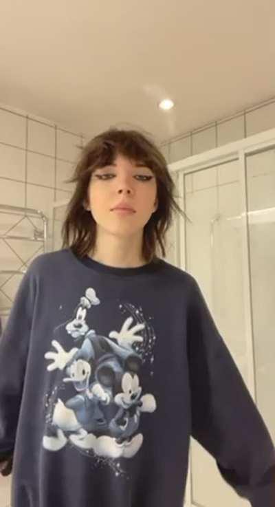 after a long day of school i just have to let pp breathe !!