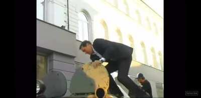 WCGW when illegally parking your car