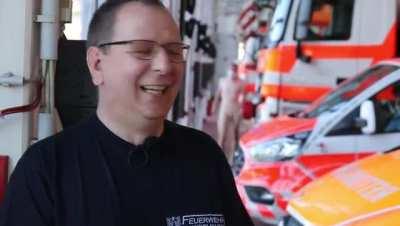 Nette Kollegen bei der Frankfurter Feuerwehr [NSFW]