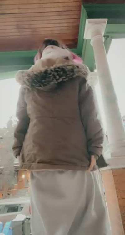 The winter weather helps me be extra sneaky/naughty 🥶😈 [gif]