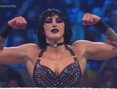 Mami Flexing ( 2 years ago today)