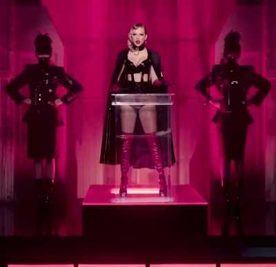 She wants your Christmas cream... better not dissapoint goddess 😈