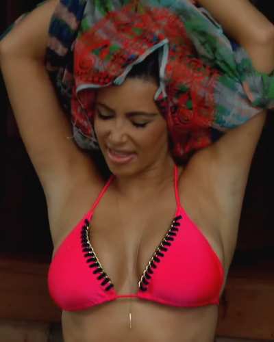 Kim in bikini