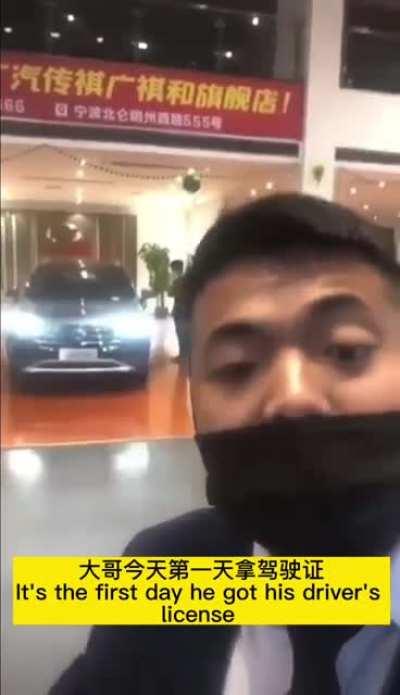 浪友们，都哪些英文sub适合传这种生草视频？搞点小翻译引流洋人看大翻译