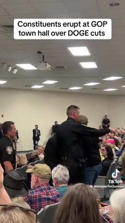 Elon's America - Veteran loses temper at town hall over DOGE cuts