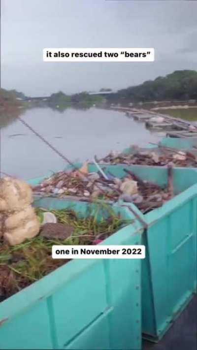 In case you are missing out, there're awesome people out there doing their best to make our river great again :)