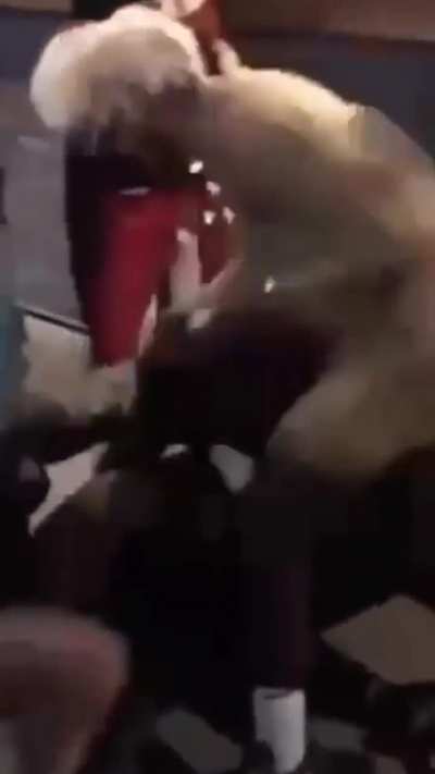 How did he reverse the bodyslam