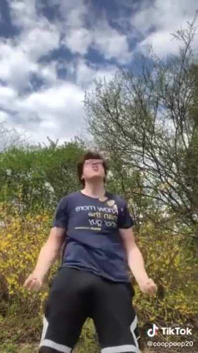 Absolute chad destroys his mom for taking his xbox