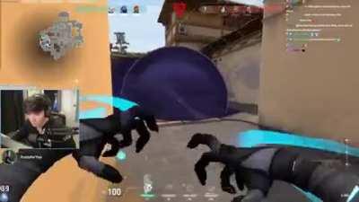 Valorant streamer gets a surprise