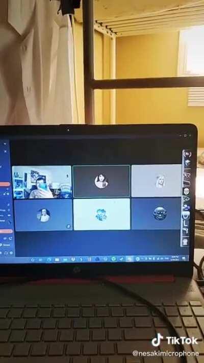 elneeeee and cherrythrow7 hanging out with Nesaki. I see that profile pic you absolute superstars.