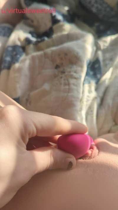 hands free close up (9s)