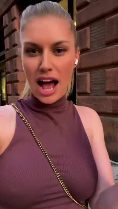 Kayce left the headlights on