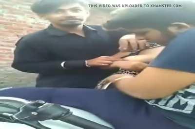 Cute Girlfriend with boyfriend and his friend🥵 LINK IN COMENTS