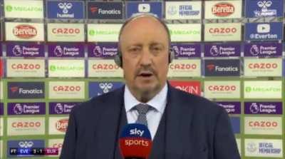 Rafa Benitez showing off his musical abilities